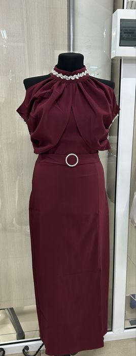 Продам платье новая