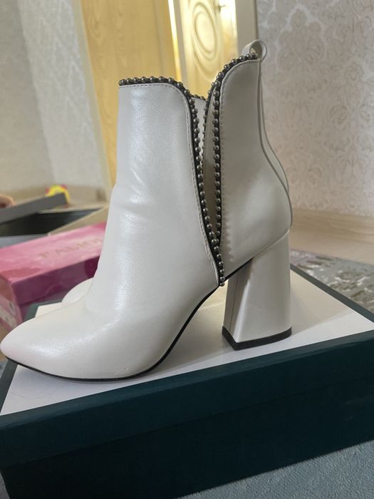 Полусапожка размер 37 новая