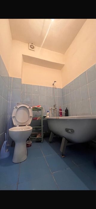 Продается 2-х комн.кв в центре