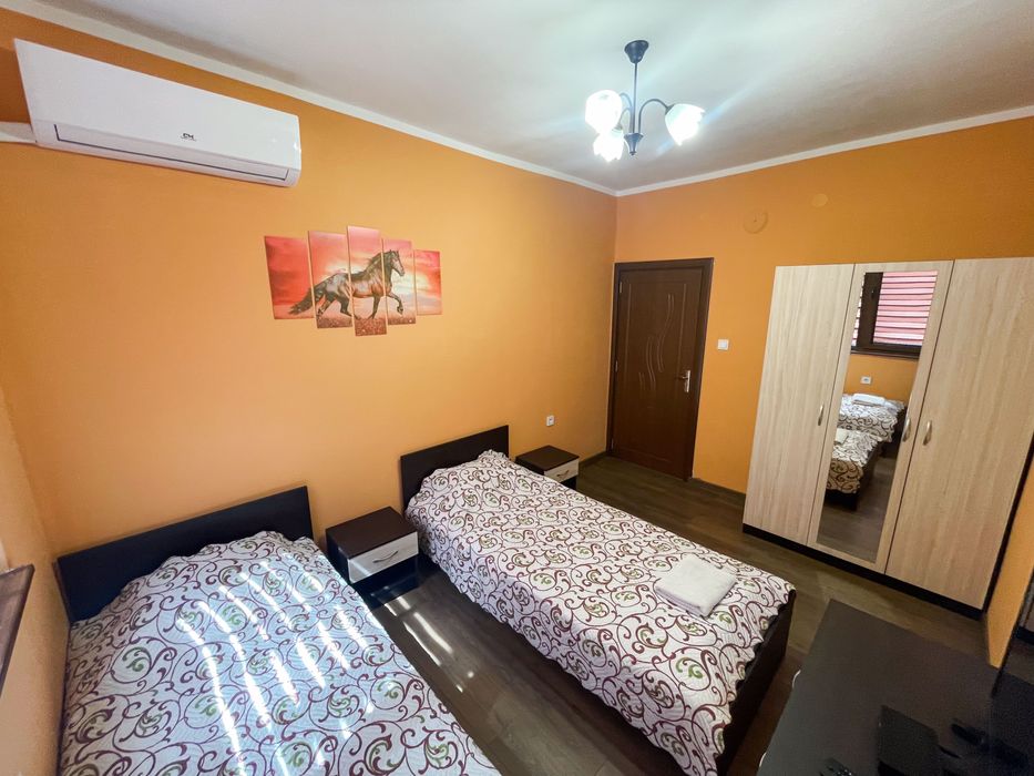 Продава се Къща в София, Люлин 5 - 200 кв.м за 1150 €/кв.м - Снимка #4