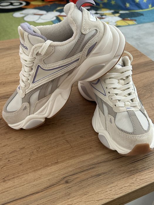 Дамски маратонки Reebok 36