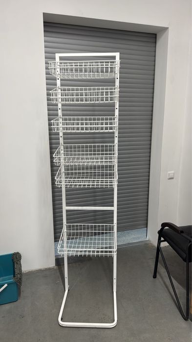 Продам этажерку новую