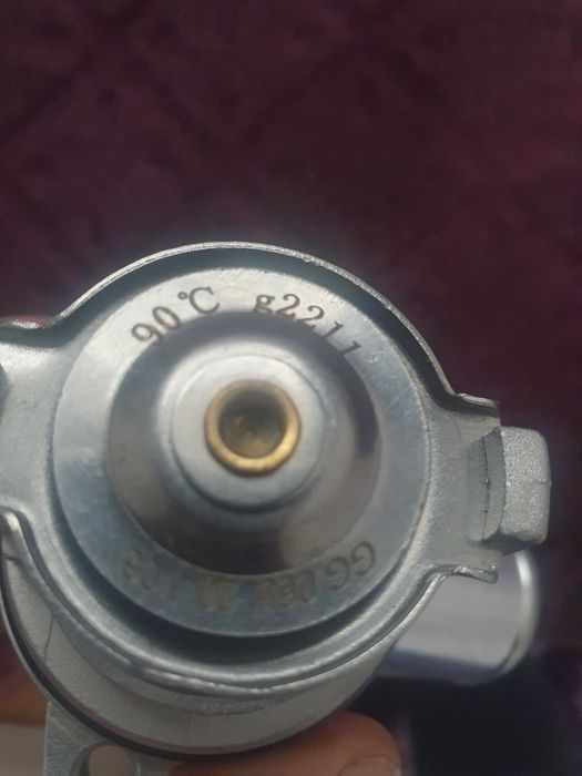 Termostat ssangyong korando 2,2 xdi