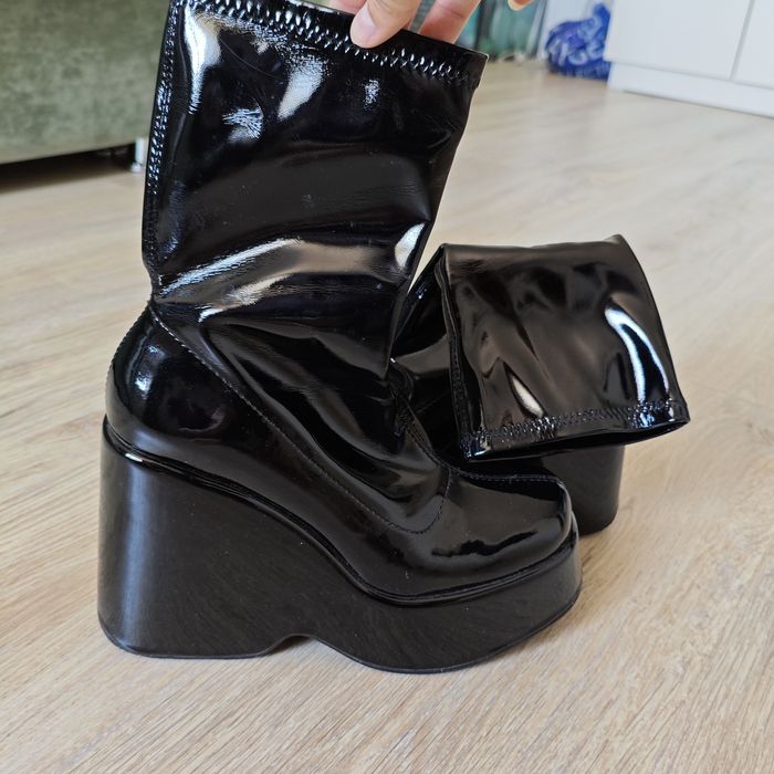 сапожки Bershka продам