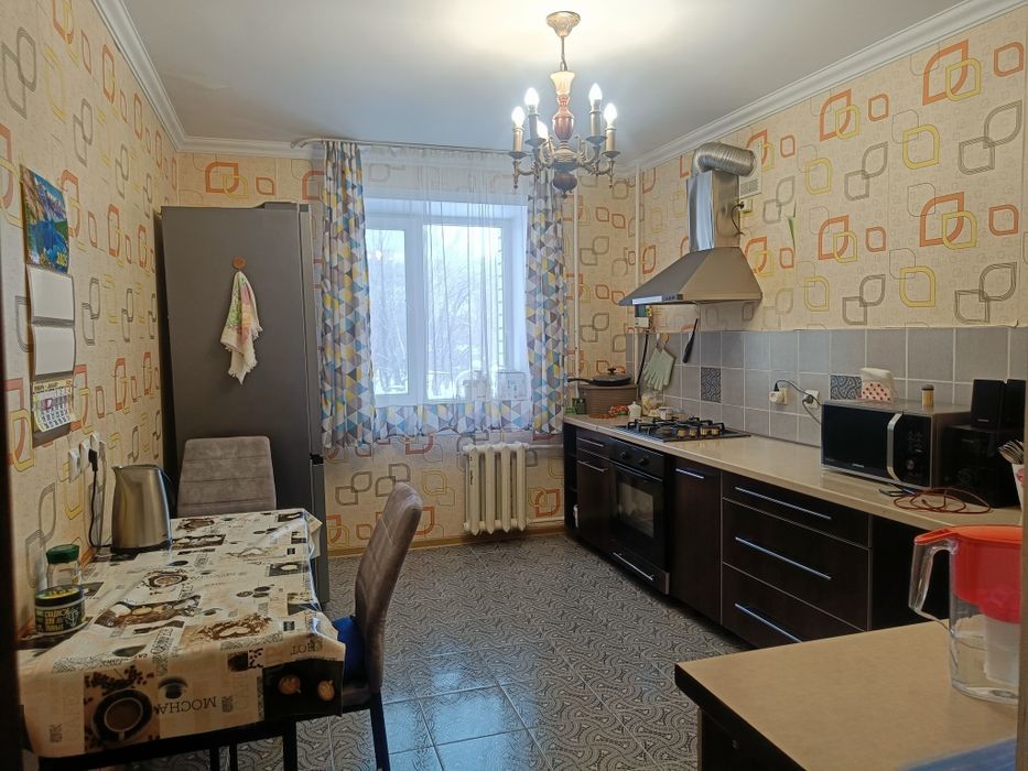 Сдам комнату в 2-х ком квартире