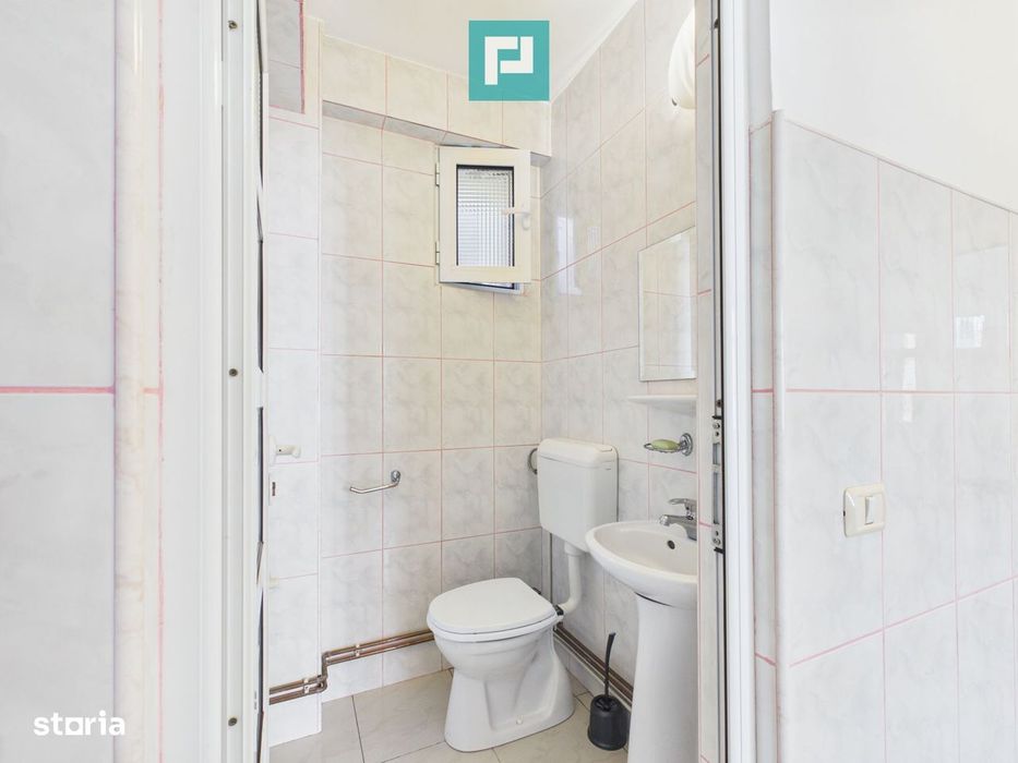 Imobil central cu destinație medicală, Arad