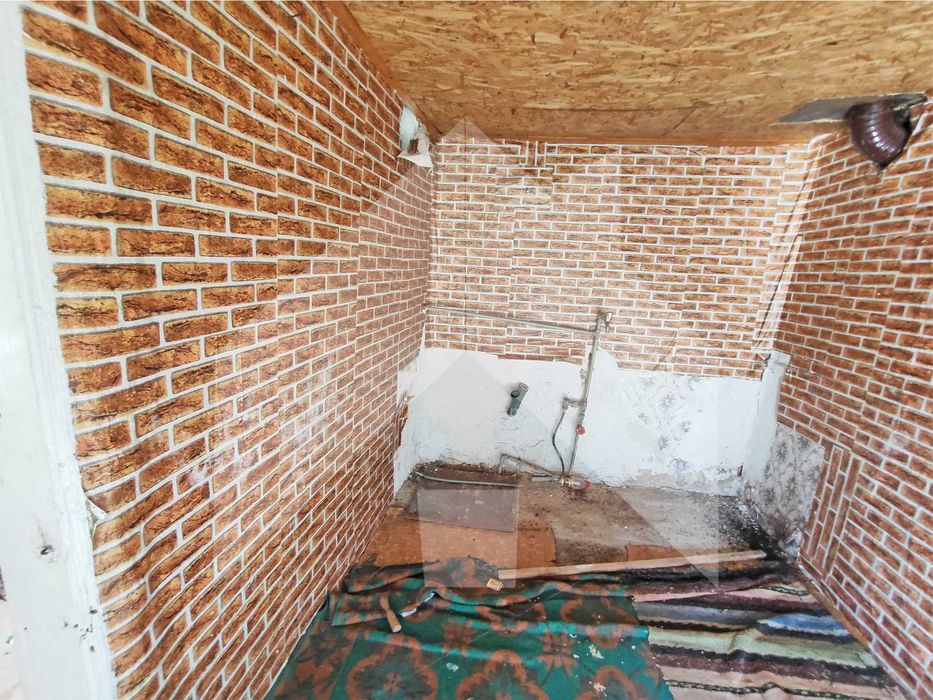 Продава се Къща в Нови пазар - 102 кв.м за 80 €/кв.м - Снимка #8