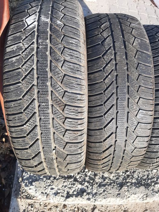 Продам шины 195/60/15 семпирит