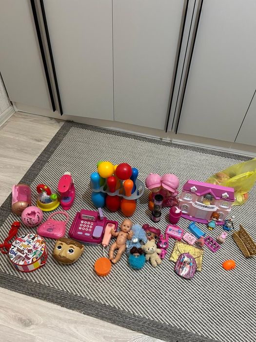 Продам Игрушки всё за 5000тг