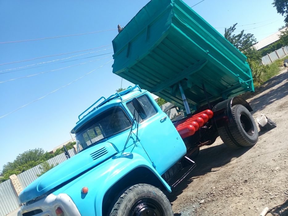 Zil sotiladi samasval