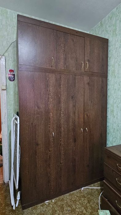 Шкаф для одежды б/у