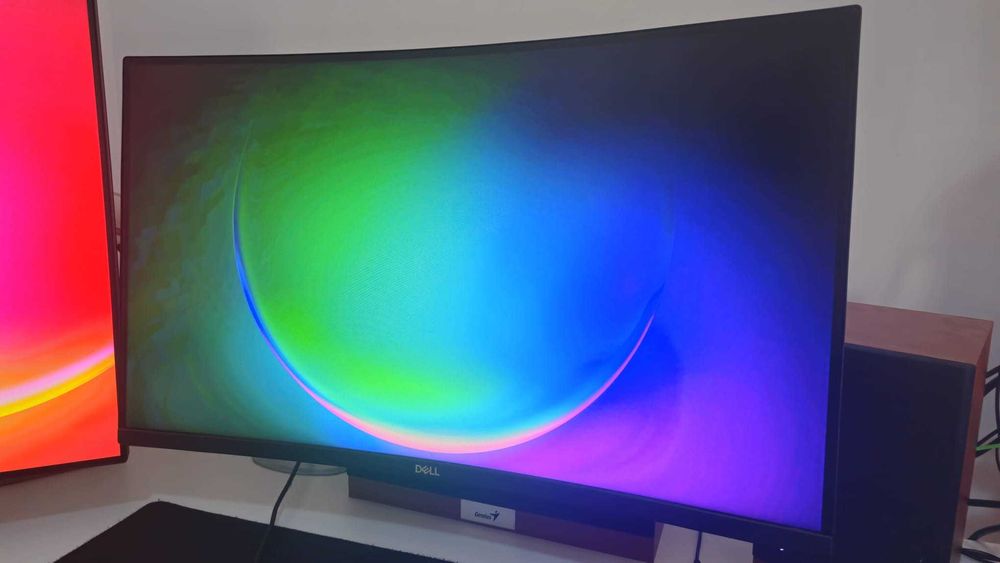 Vand Monitoare 24" si 27"