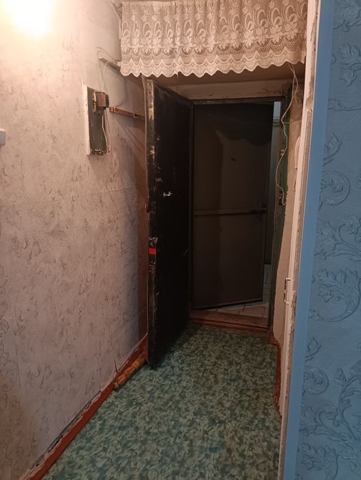 Продам 1комнатную квартиру .