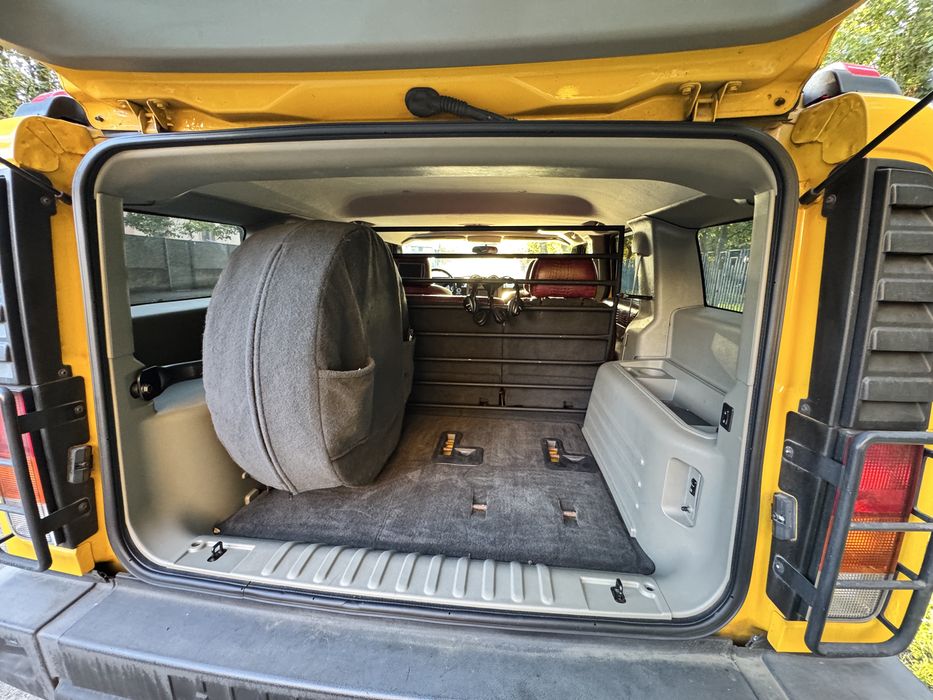 Hummer H2      83 mii km