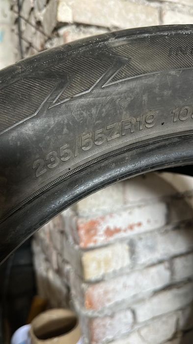 Шины 235/55/ZR/19