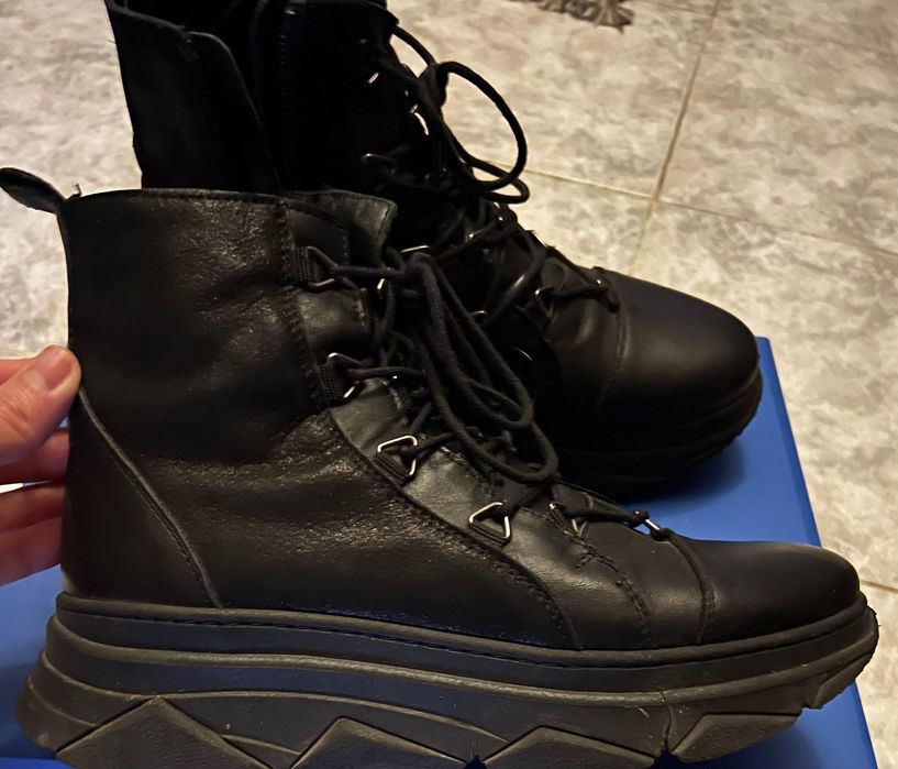 Studio Campione естествена кожа