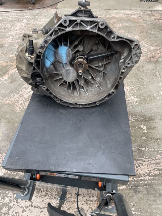 Cutie viteze manuala Renault Master 2.5 DCI PK6070