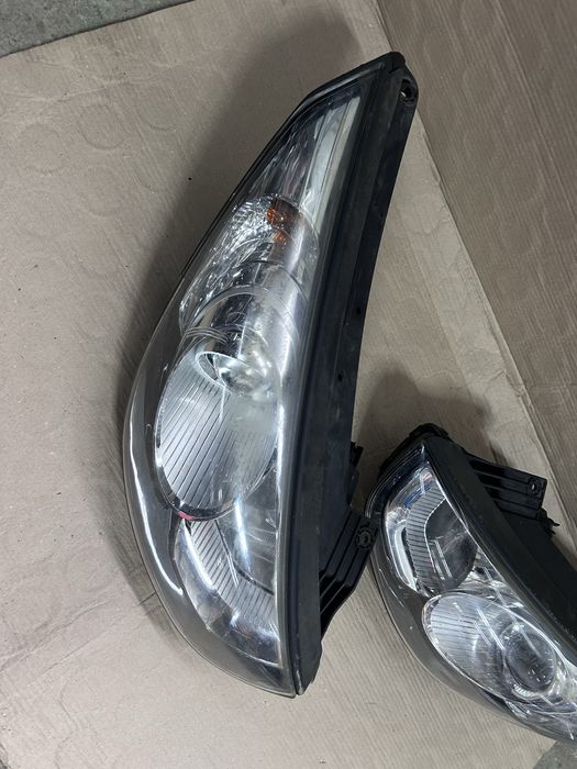 Far stanga dreapta Hyundai ix 35 an 2012