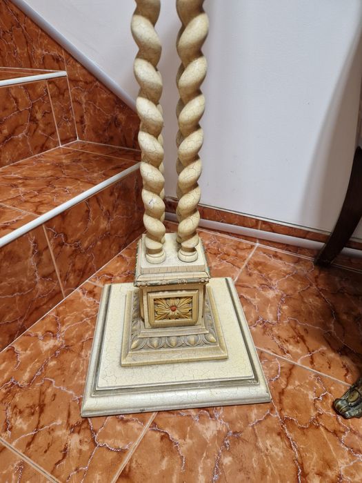 Уникална антикварна италианска колона пиедестал Silik