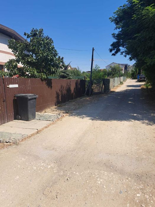 Teren Intravilan 400 mp – LAZU, Langa strada Luceafarului – 26,05 ml deschidere