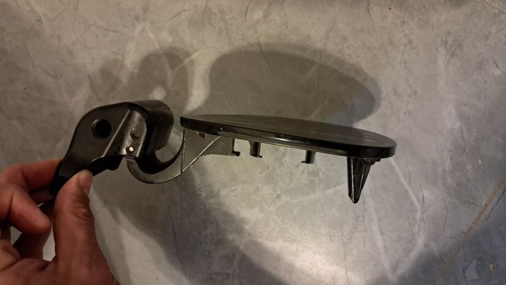 Крышка бензобака KIA Rio