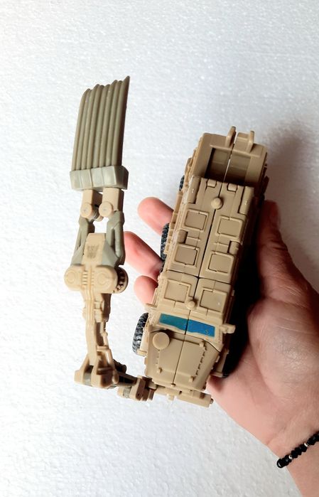 Figurină vehicul Transformers Bonecrusher Hasbro 2019