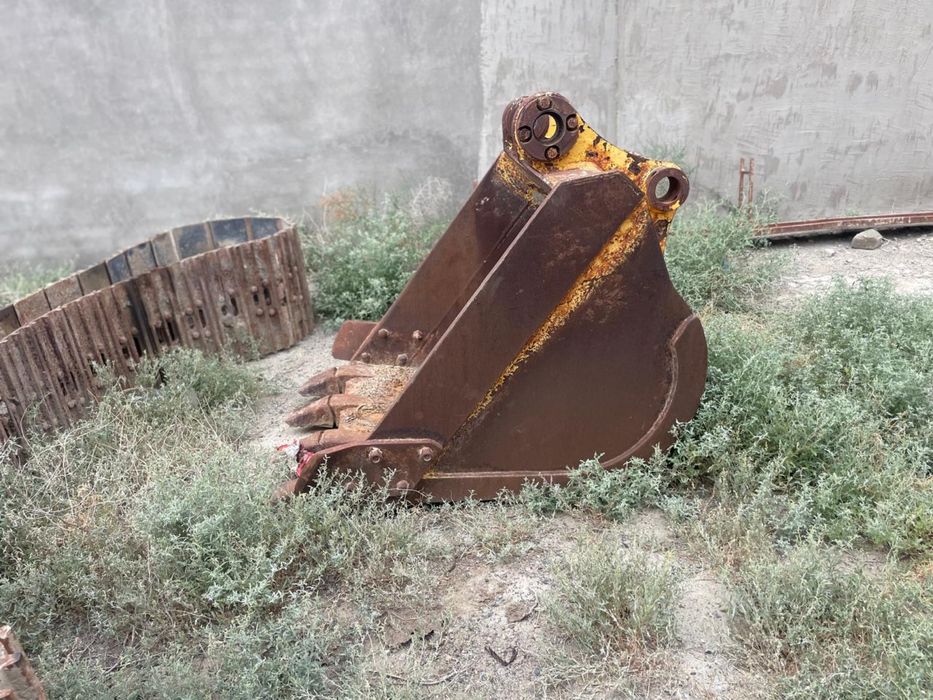 Запчасти на Камацо 220