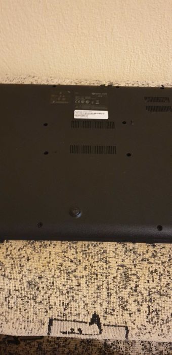 Лаптоп Packard Bell  15.6" с зарядно –само 65 евро