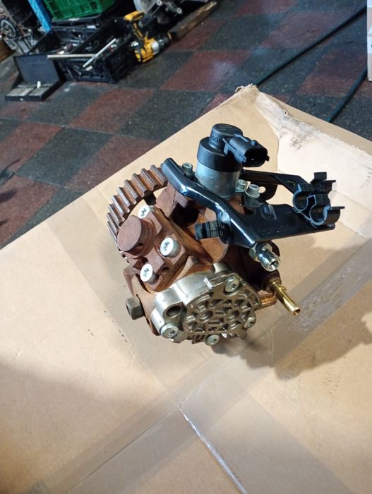 Pompa inalte pompa injectie ford focus 2 1.6tdci Peugeot 308 1.6hdi