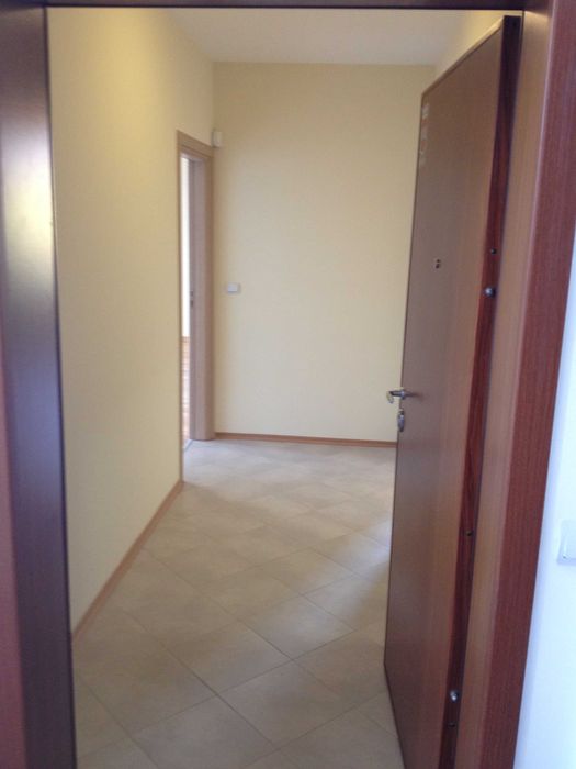 Дава се под наем Двустаен апартамент в София, Младост 2 - 85 кв.м за 677.79 € - Снимка #2