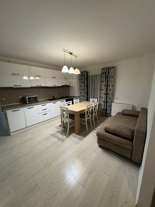 Inchiriez apartament Doamna Stanca