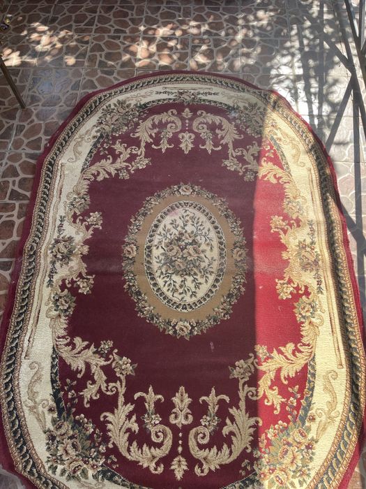 Б/у ковры в хорошем состоянии