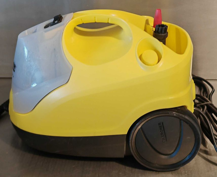 Karcher SC 4 * Видео как работи * Mощна парочистачка * Made in Germany * 3.5 bar, 2000W, Непрекъсната работа. Приставки. Steam Cleaner Кархер
