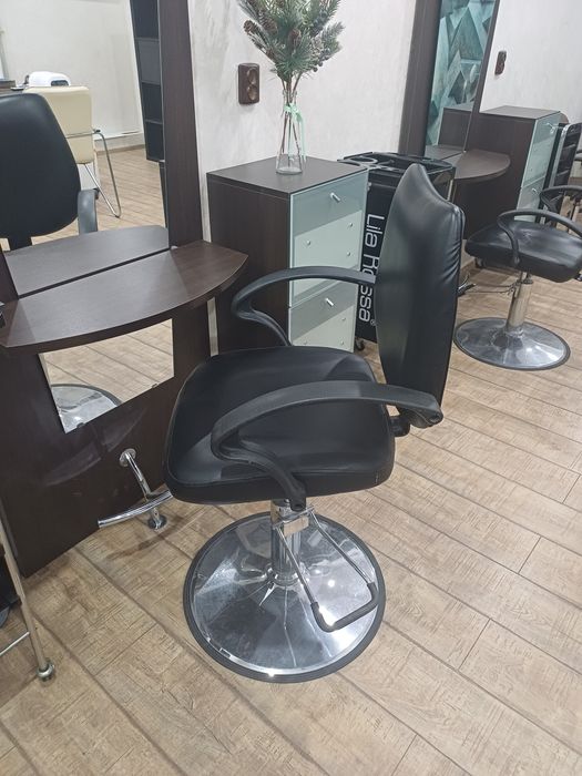 Mobilier complet frizerie/ coafor