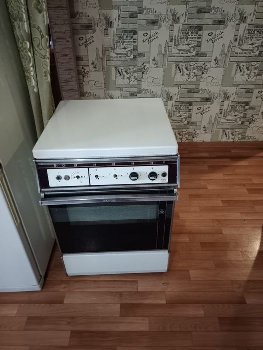 Газовая плита рабочая