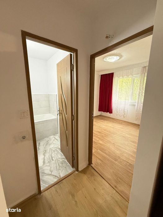 2 camere la ETAJ 1, Scoala Ion Luca