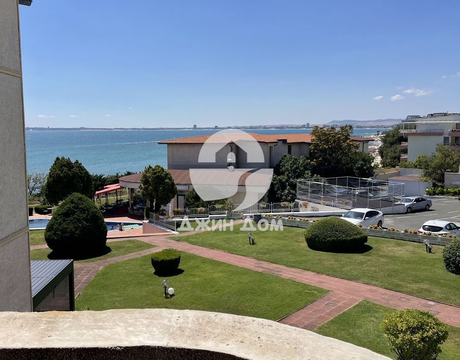 Тристаен апартамент с ГЛЕДКА МОРЕ в к-с Сън Палас, гр. Свети Влас