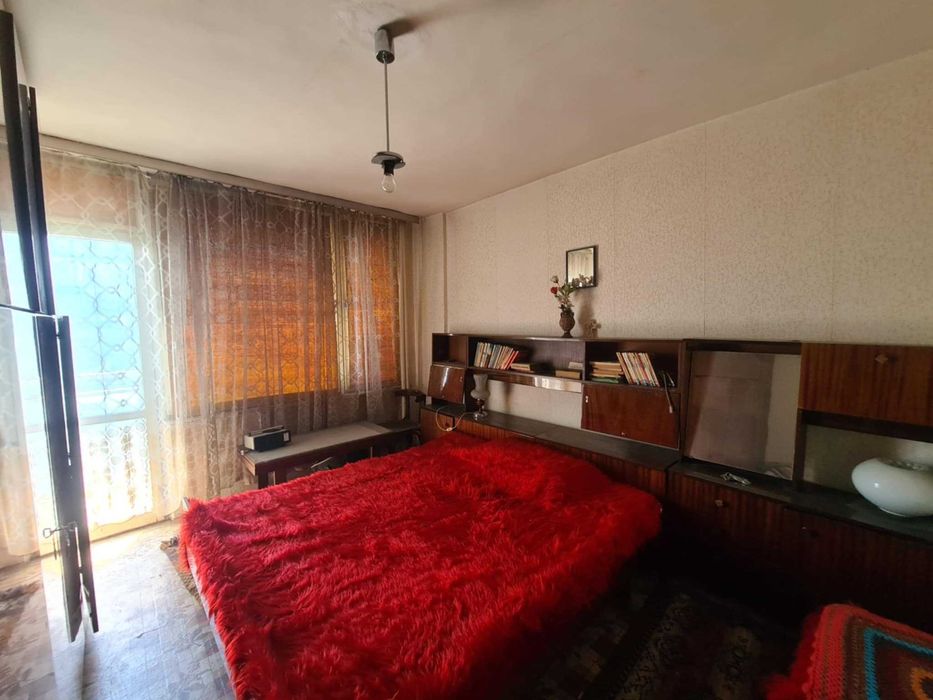 Продава се Многостаен апартамент в Хасково, Дружба 1 - 117 кв.м за 807 €/кв.м - Снимка #2