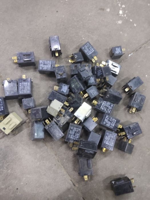 Реле поворотника