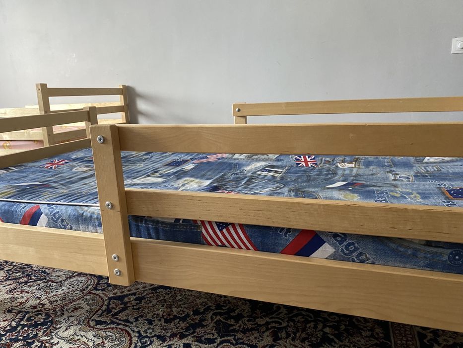 Продам кровать детскую
