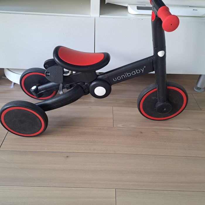 Tricicleta multifunctionala pana la 5 ani