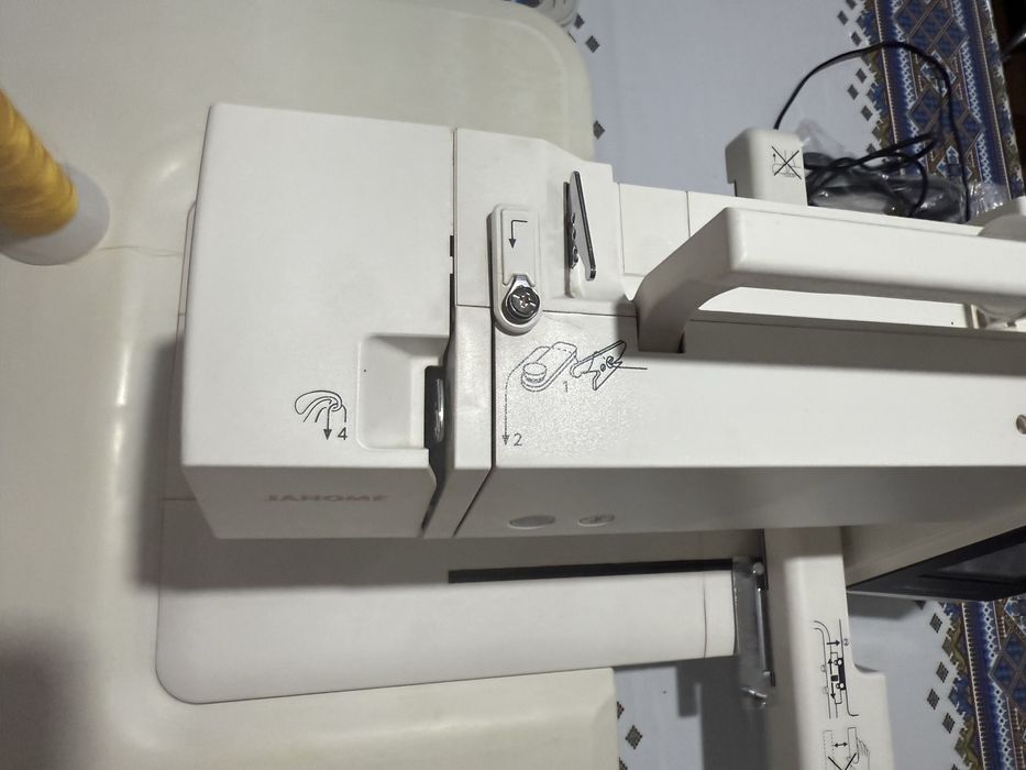 Janome Memory Craft 500 E