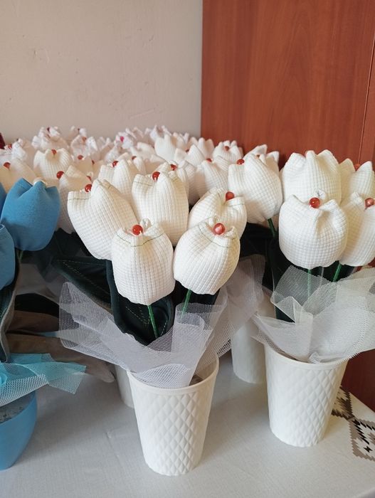 Тюльпаны сшитые.На все праздники жизни.