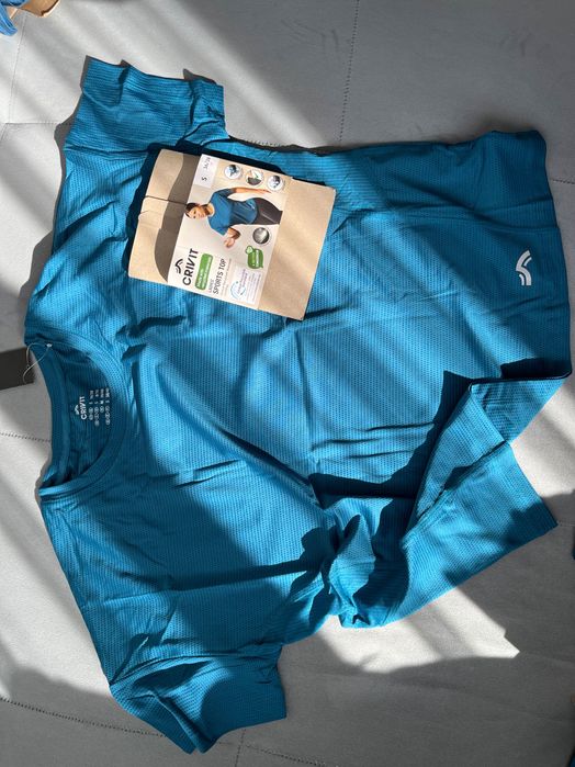 Нови дамски спортни дрехи