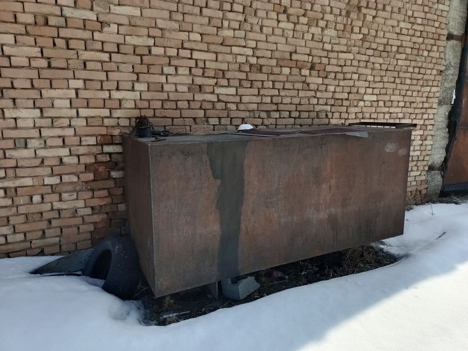 Ёмкость/бочка 2,5 тонны