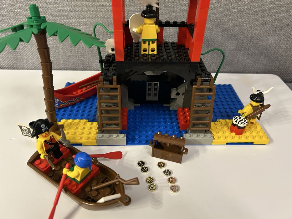 Lego Pirates 6264 Forbidden Cove