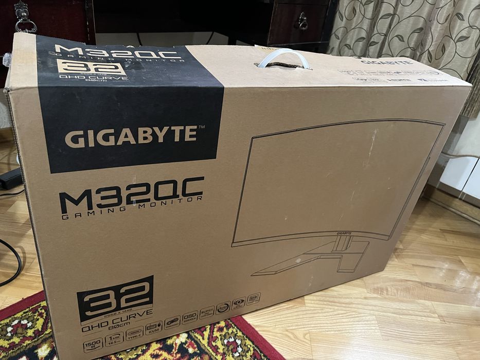 Монитор Gigabyte m32qc
