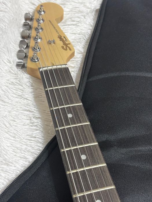 Гитара Fender Squire Stratocaster