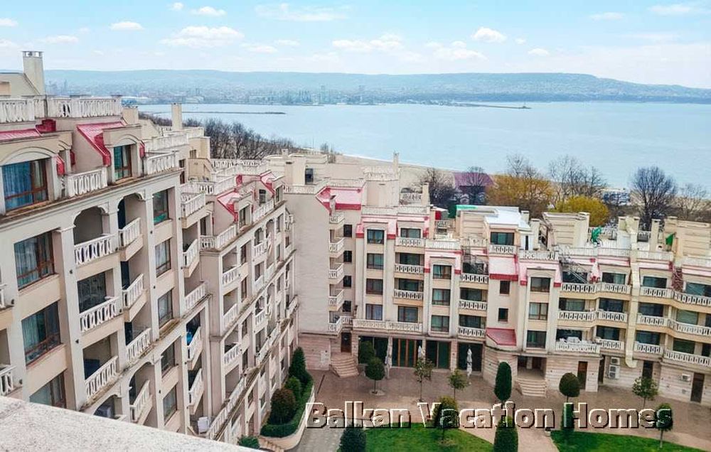 Зашеметяващ 3-стаен апартамент с гледка към морето във Varna South Bay Residence
