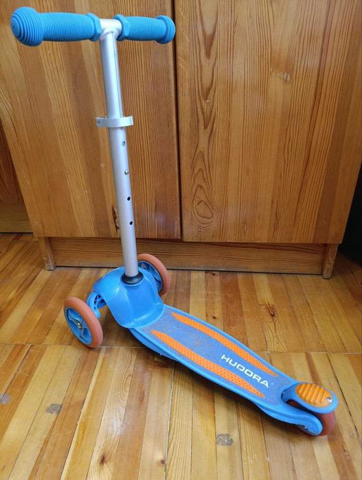Самокат детский б/у HUDORA — Германия, безопасный, лёгкий и устойчивый